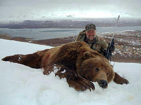 Alaskan Coastal Brown Bear with a Deluxe Yacht Option