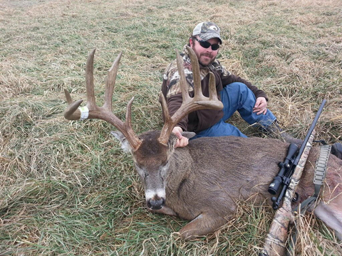 Iowa Zone 5 Trophy Whitetail Hunts